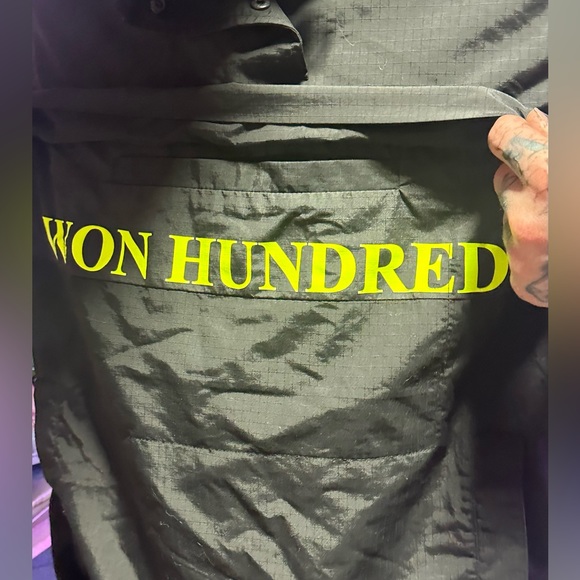 Won Hundred pullover kangaroo hooded windbreaker - Picture 2 of 5